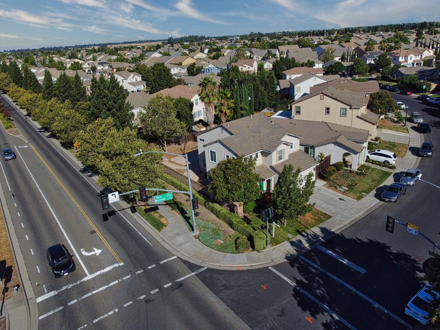 Detail Gallery Image 69 of 85 For 3301 Myna Way, Sacramento,  CA 95834 - 4 Beds | 2/1 Baths