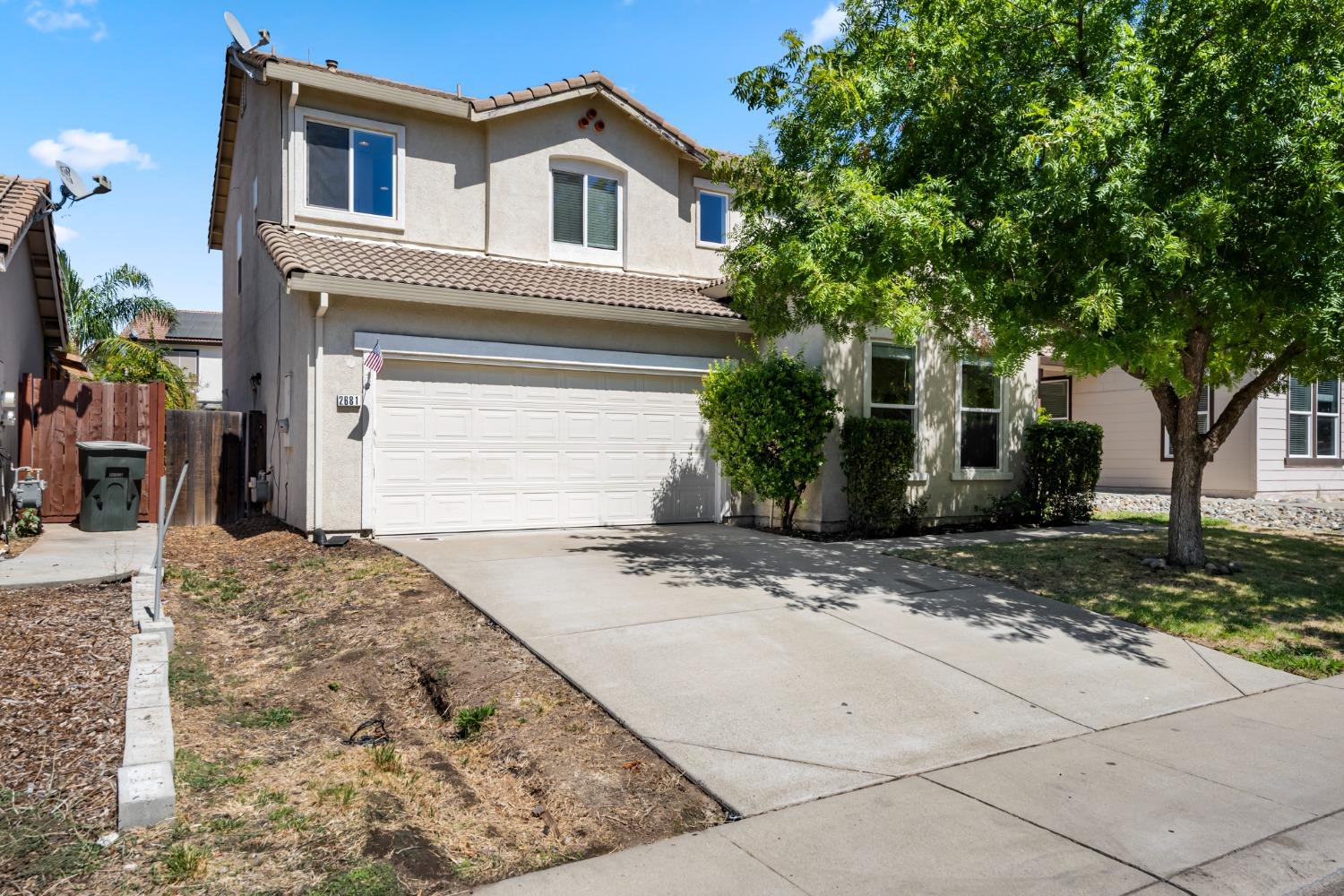 Detail Gallery Image 2 of 54 For 2681 Southcreek Drive, Lincoln,  CA 95648 - 4 Beds | 2/1 Baths