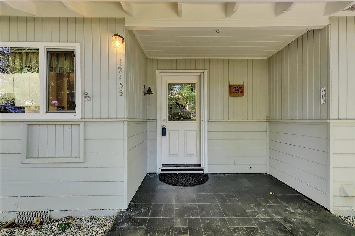 Detail Gallery Image 4 of 46 For 12155 Sunset Ave, Grass Valley,  CA 95945 - 3 Beds | 2 Baths