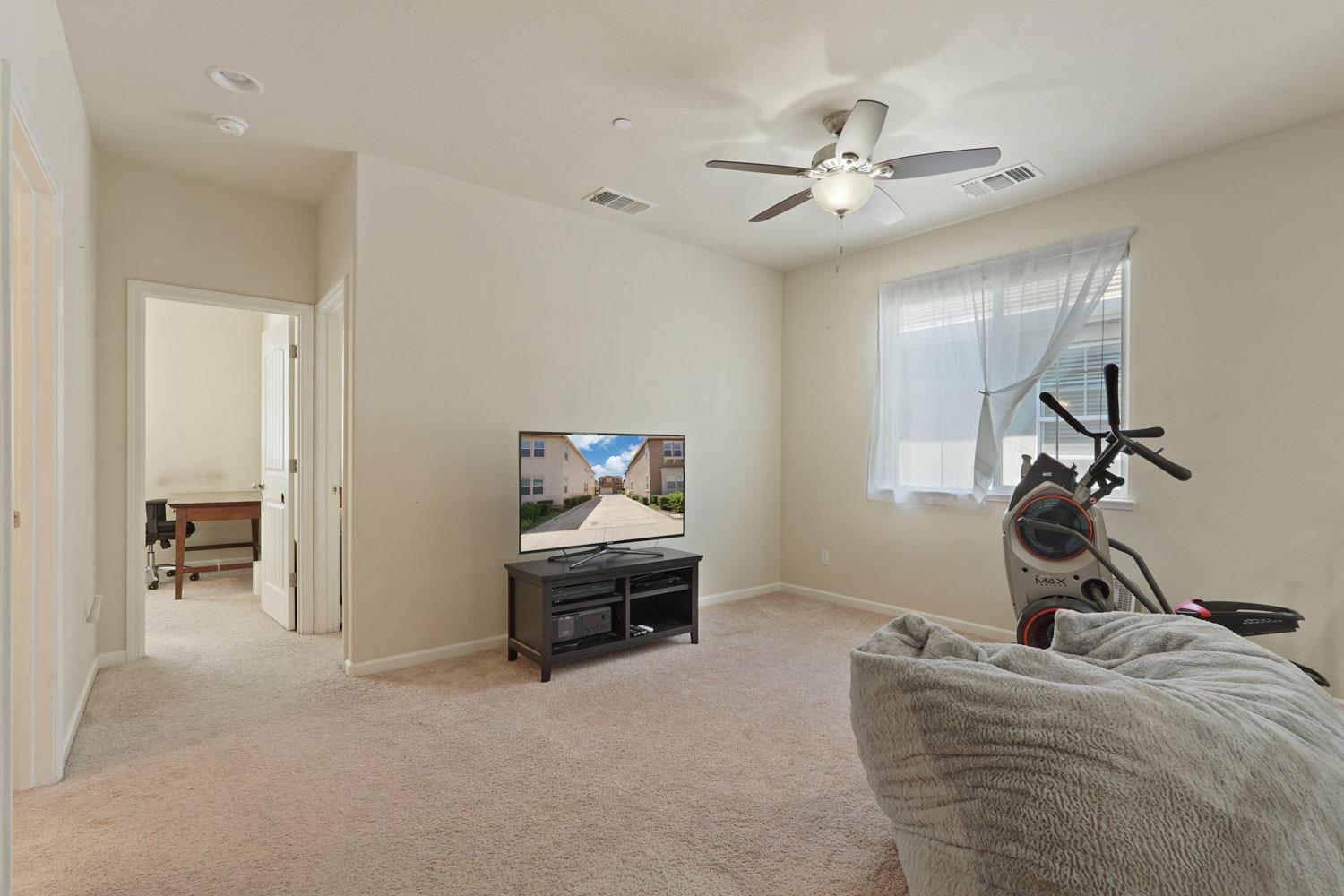 Detail Gallery Image 19 of 34 For 3924 Purple Finch Ln, Modesto,  CA 95355 - 3 Beds | 2/1 Baths