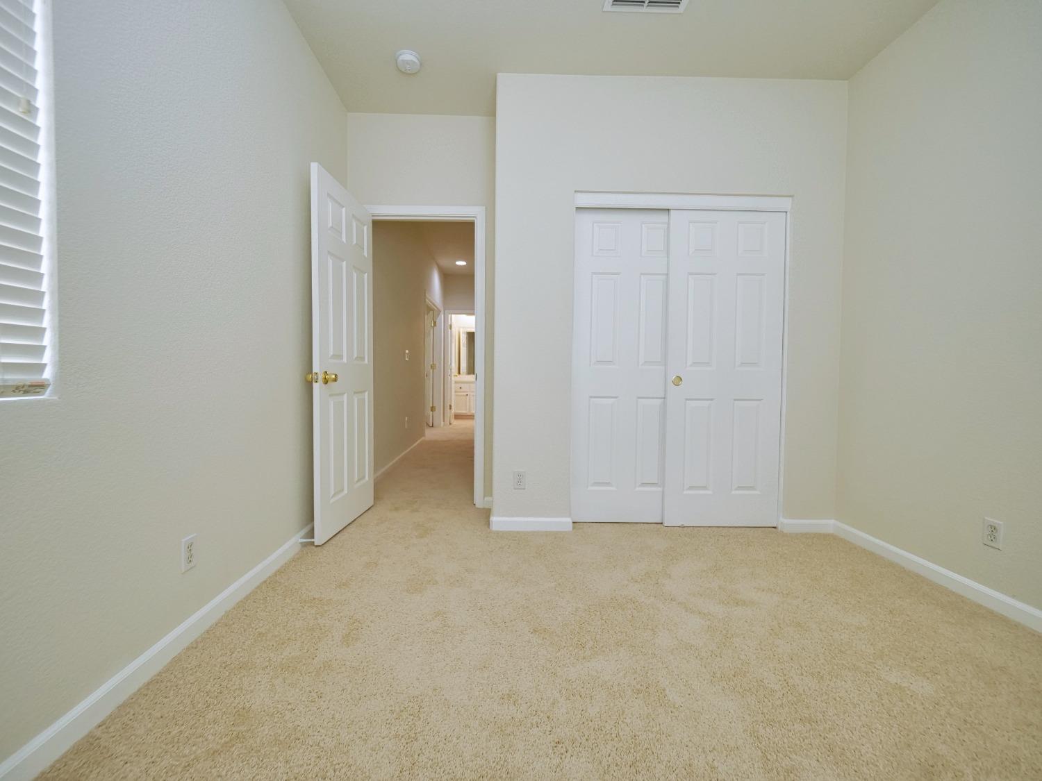 Detail Gallery Image 35 of 85 For 3301 Myna Way, Sacramento,  CA 95834 - 4 Beds | 2/1 Baths