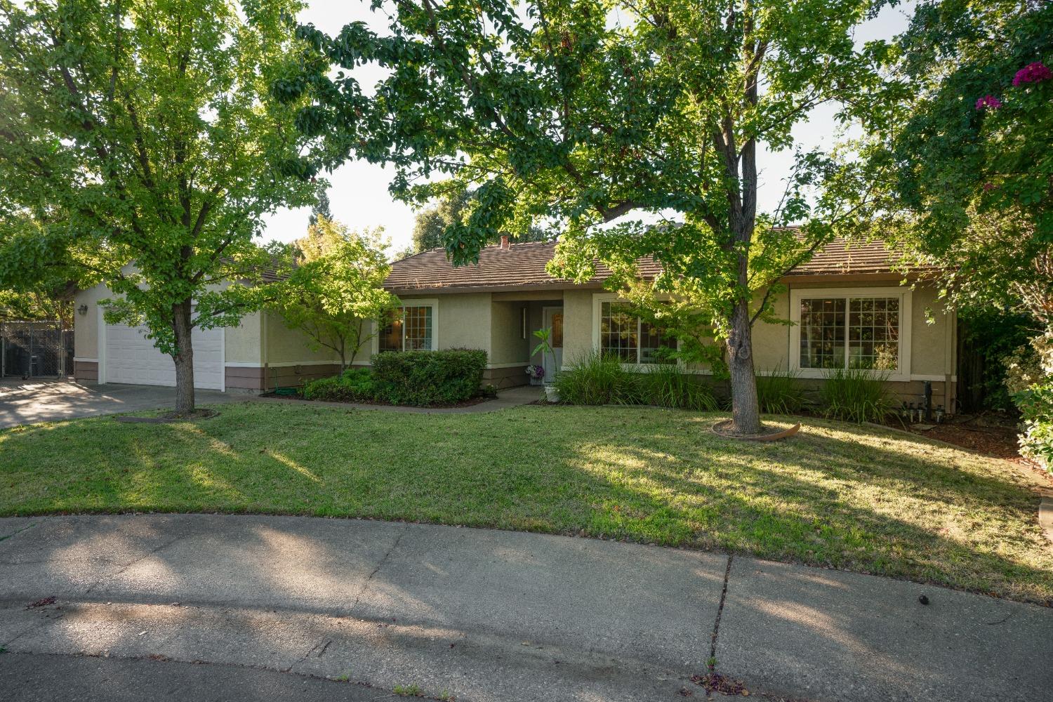 Detail Gallery Image 1 of 19 For 7979 Wapiti Pl, Citrus Heights,  CA 95610 - 3 Beds | 2 Baths