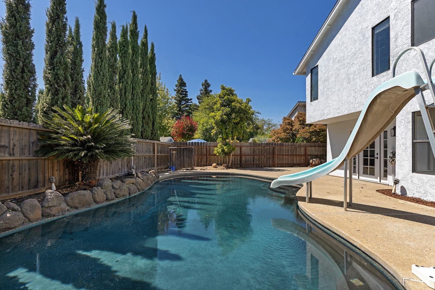 Detail Gallery Image 48 of 49 For 1726 Autumn Way, Lodi,  CA 95242 - 4 Beds | 2/1 Baths