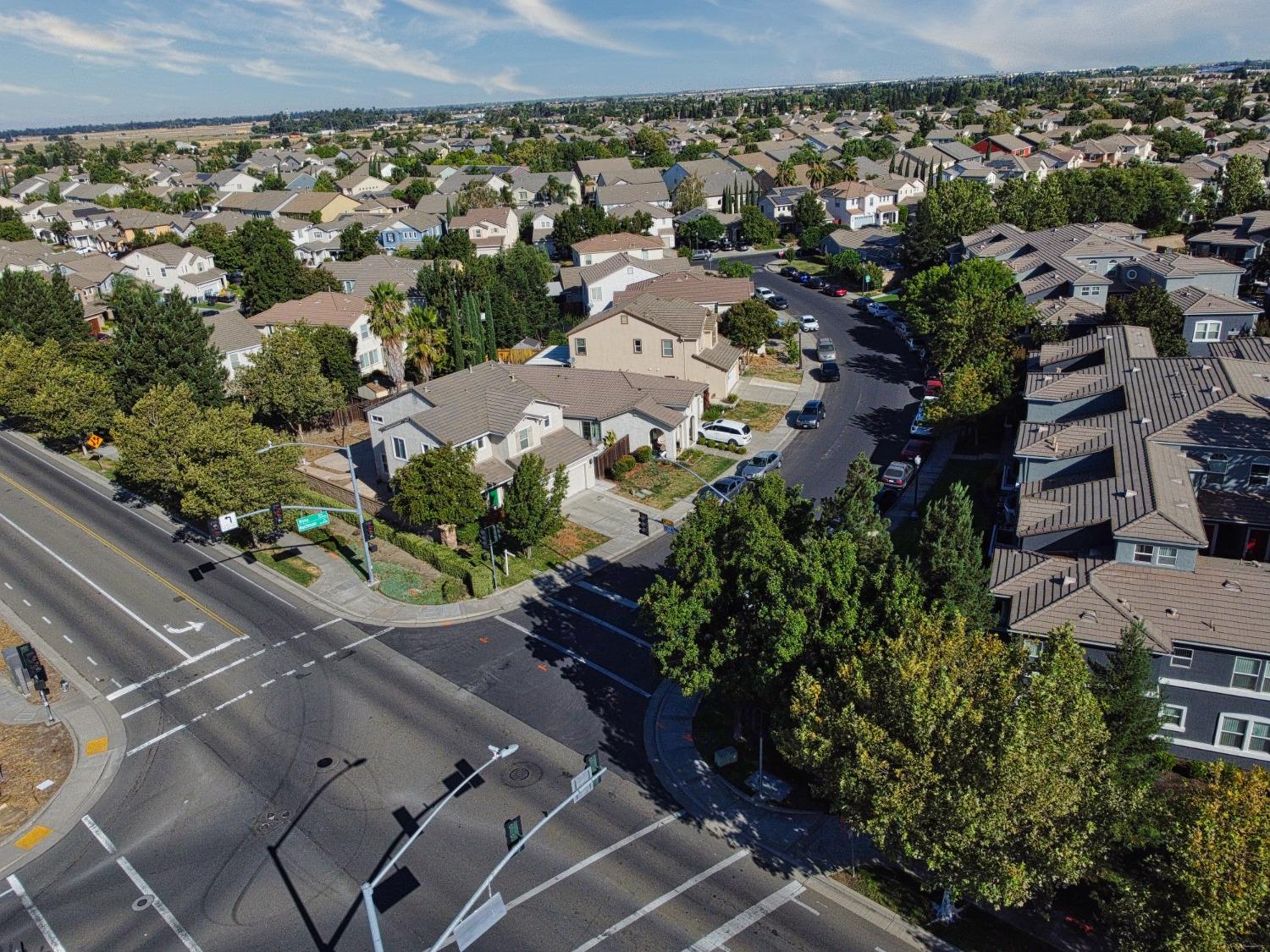 Detail Gallery Image 68 of 85 For 3301 Myna Way, Sacramento,  CA 95834 - 4 Beds | 2/1 Baths