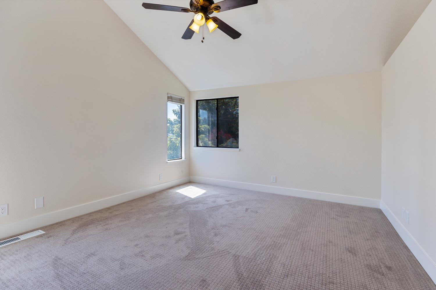 Detail Gallery Image 39 of 49 For 1726 Autumn Way, Lodi,  CA 95242 - 4 Beds | 2/1 Baths