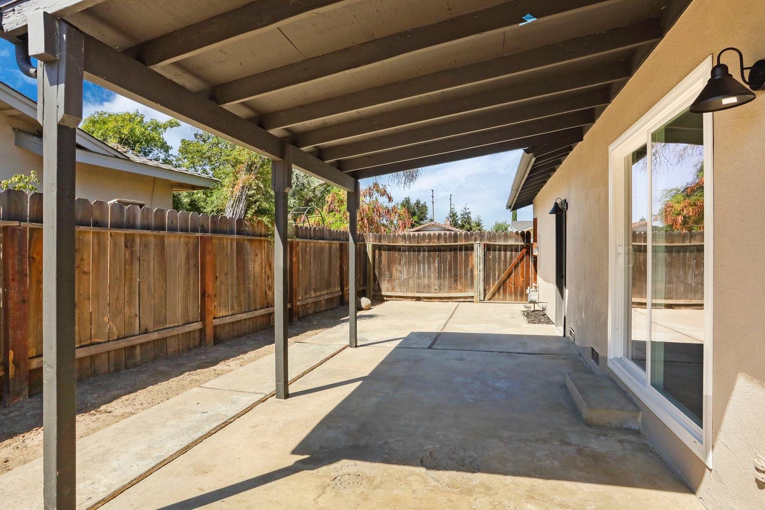 Detail Gallery Image 24 of 28 For 1521 Bandera Ln, Modesto,  CA 95355 - 3 Beds | 2 Baths