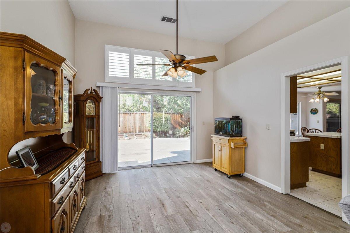 Detail Gallery Image 11 of 54 For 1417 Blue Jay Ct, Tracy,  CA 95376 - 4 Beds | 2/1 Baths