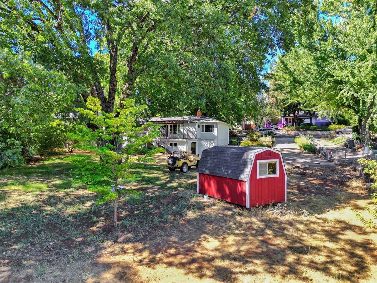 Detail Gallery Image 32 of 46 For 12155 Sunset Ave, Grass Valley,  CA 95945 - 3 Beds | 2 Baths