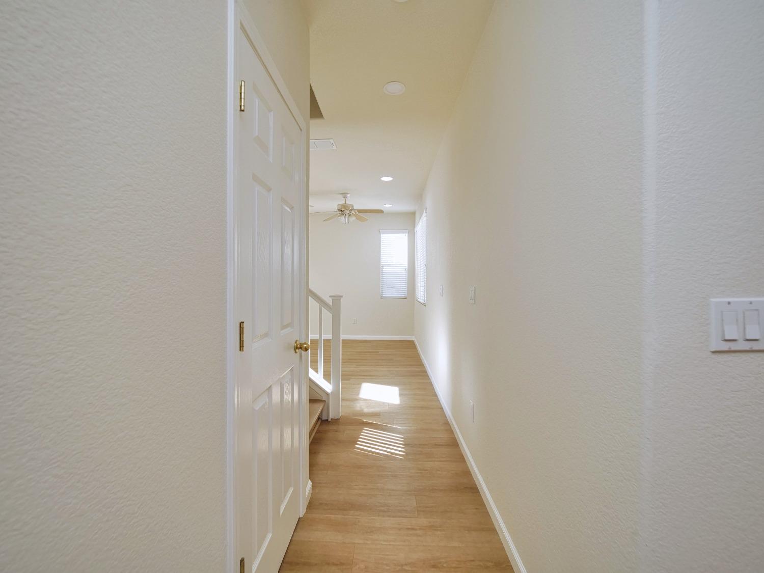 Detail Gallery Image 32 of 85 For 3301 Myna Way, Sacramento,  CA 95834 - 4 Beds | 2/1 Baths