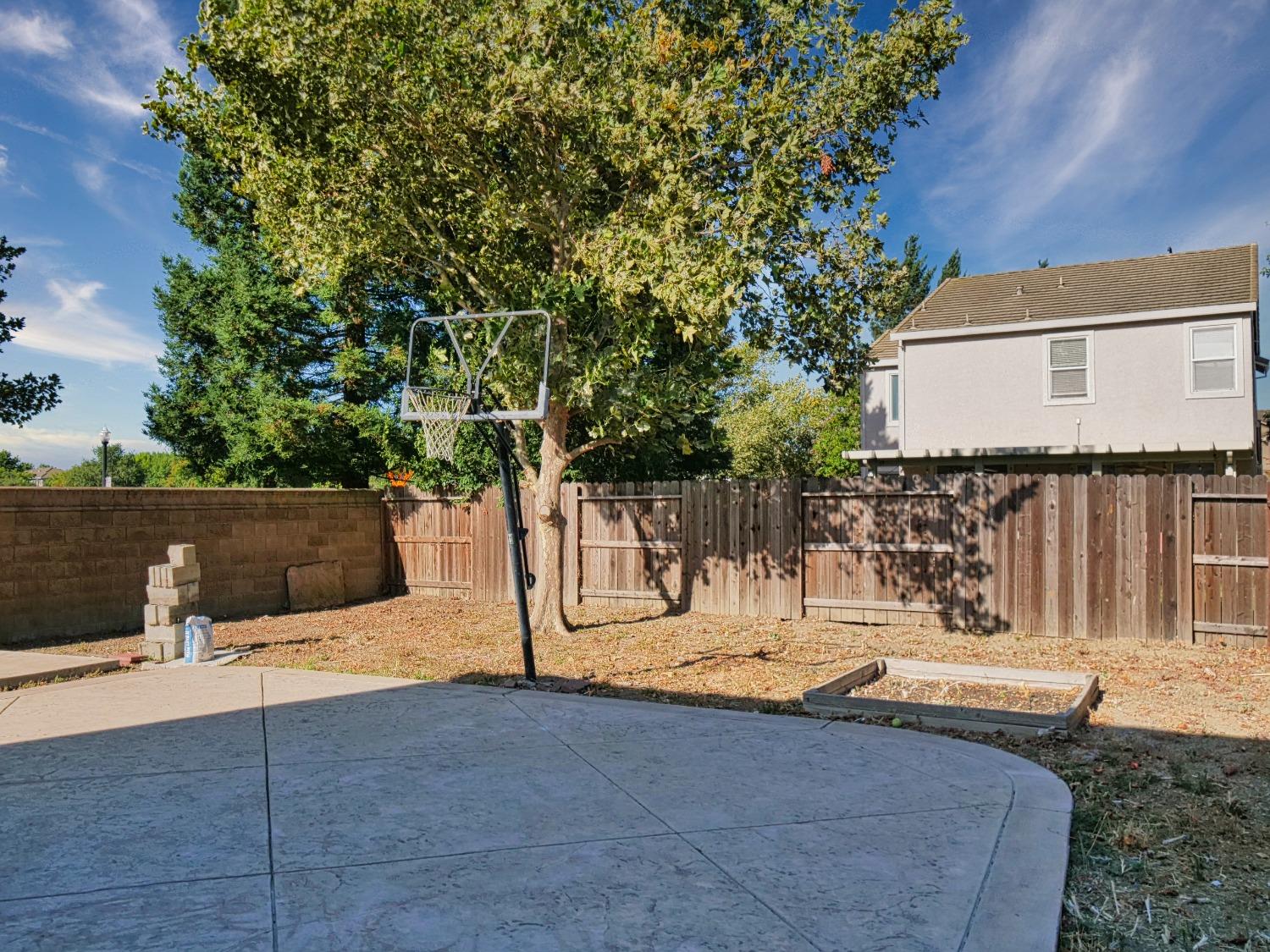 Detail Gallery Image 65 of 85 For 3301 Myna Way, Sacramento,  CA 95834 - 4 Beds | 2/1 Baths