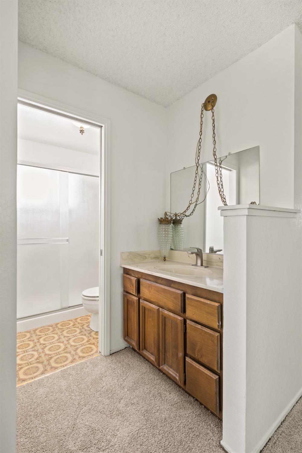 Detail Gallery Image 23 of 36 For 8013 Hoopes Dr, Citrus Heights,  CA 95610 - 3 Beds | 2/1 Baths