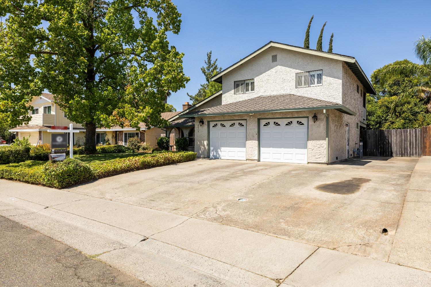 Detail Gallery Image 3 of 36 For 8013 Hoopes Dr, Citrus Heights,  CA 95610 - 3 Beds | 2/1 Baths