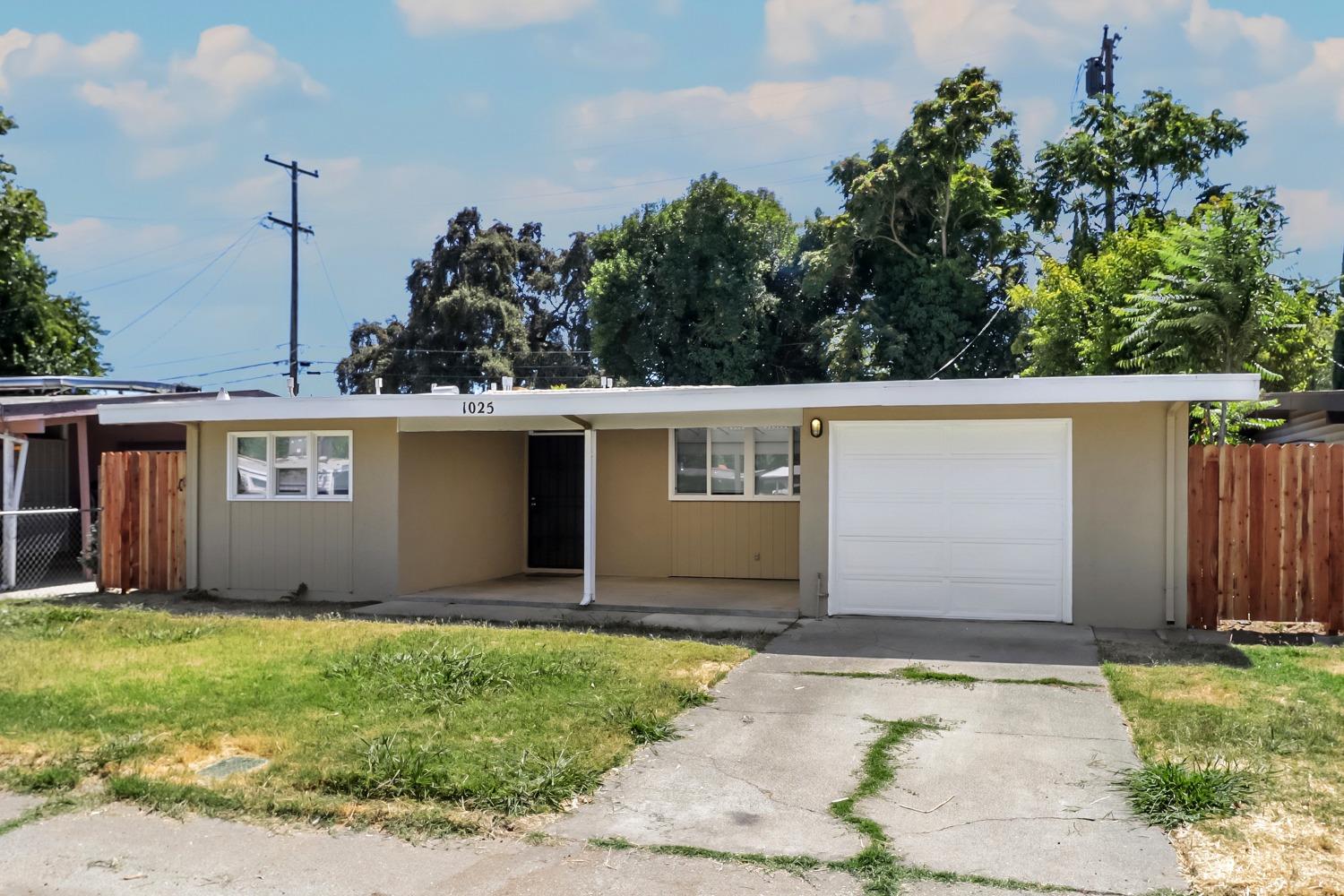 Detail Gallery Image 27 of 27 For 1025 Hobson Ave, West Sacramento,  CA 95605 - 3 Beds | 2 Baths