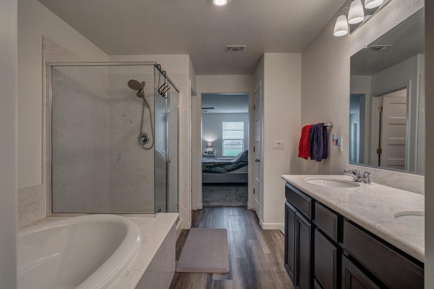 Detail Gallery Image 19 of 24 For 293 Bywell Bridge Cir, Sacramento,  CA 95823 - 3 Beds | 2/1 Baths