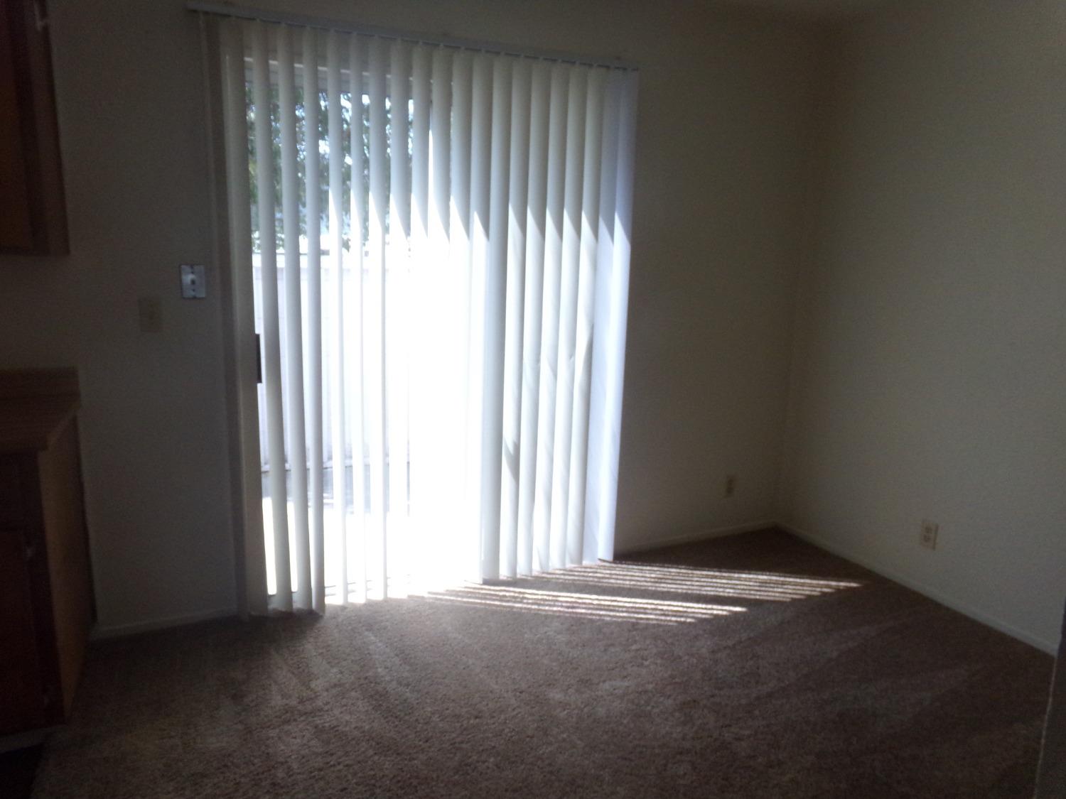 Photo #5: 224094597 Listing 