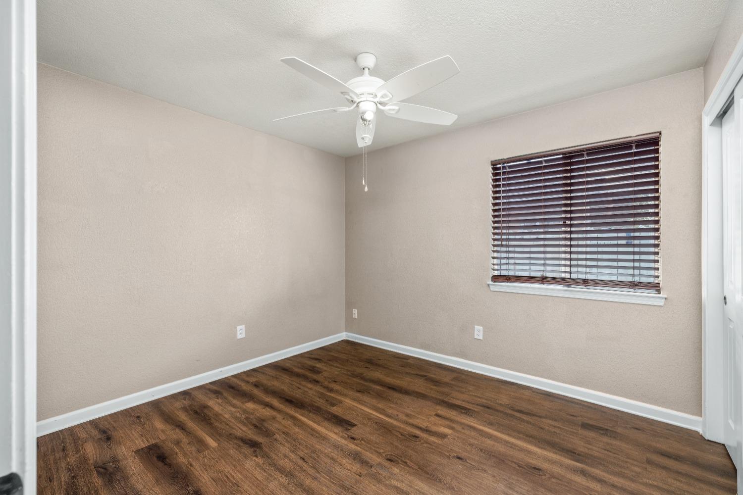 Detail Gallery Image 21 of 32 For 5761 Caribbean Cir, Stockton,  CA 95210 - 3 Beds | 2 Baths