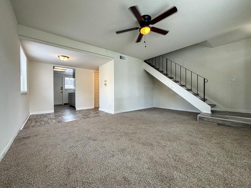 Detail Gallery Image 4 of 22 For 4462 Townehome Dr, Stockton,  CA 95207 - 3 Beds | 1/1 Baths