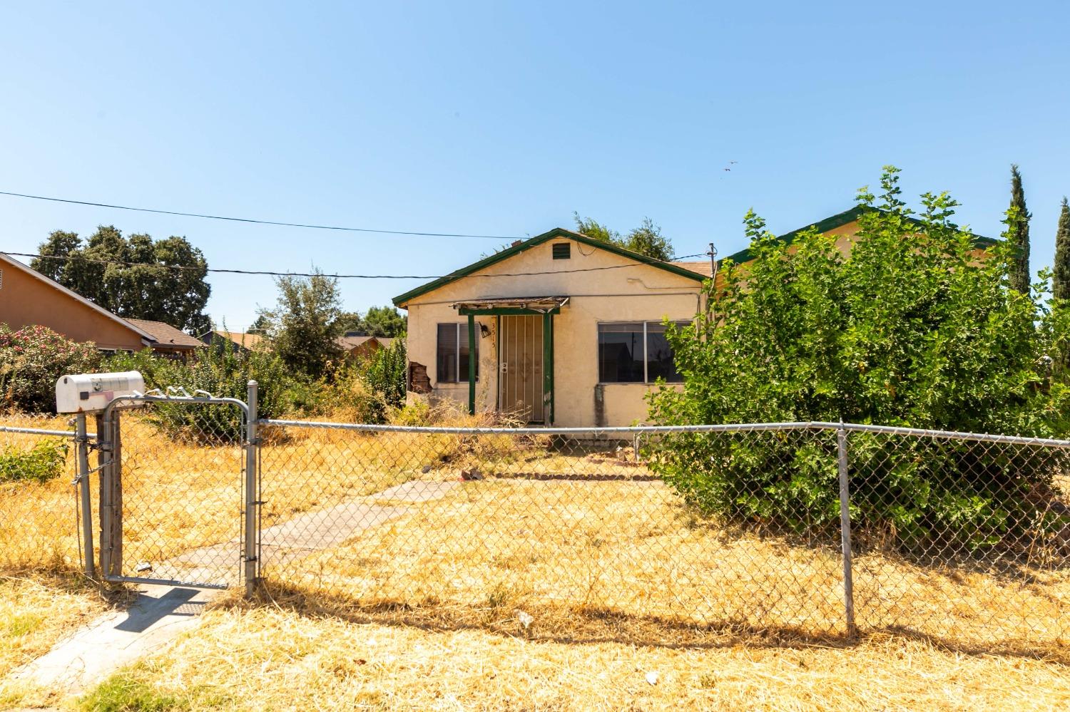 Detail Gallery Image 23 of 55 For 3515 Harvey Ave, Stockton,  CA 95206 - 3 Beds | 1 Baths