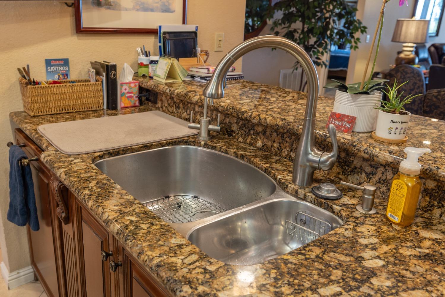 Detail Gallery Image 33 of 49 For 6669 Embarcadero Dr #10,  Stockton,  CA 95219 - 2 Beds | 2 Baths