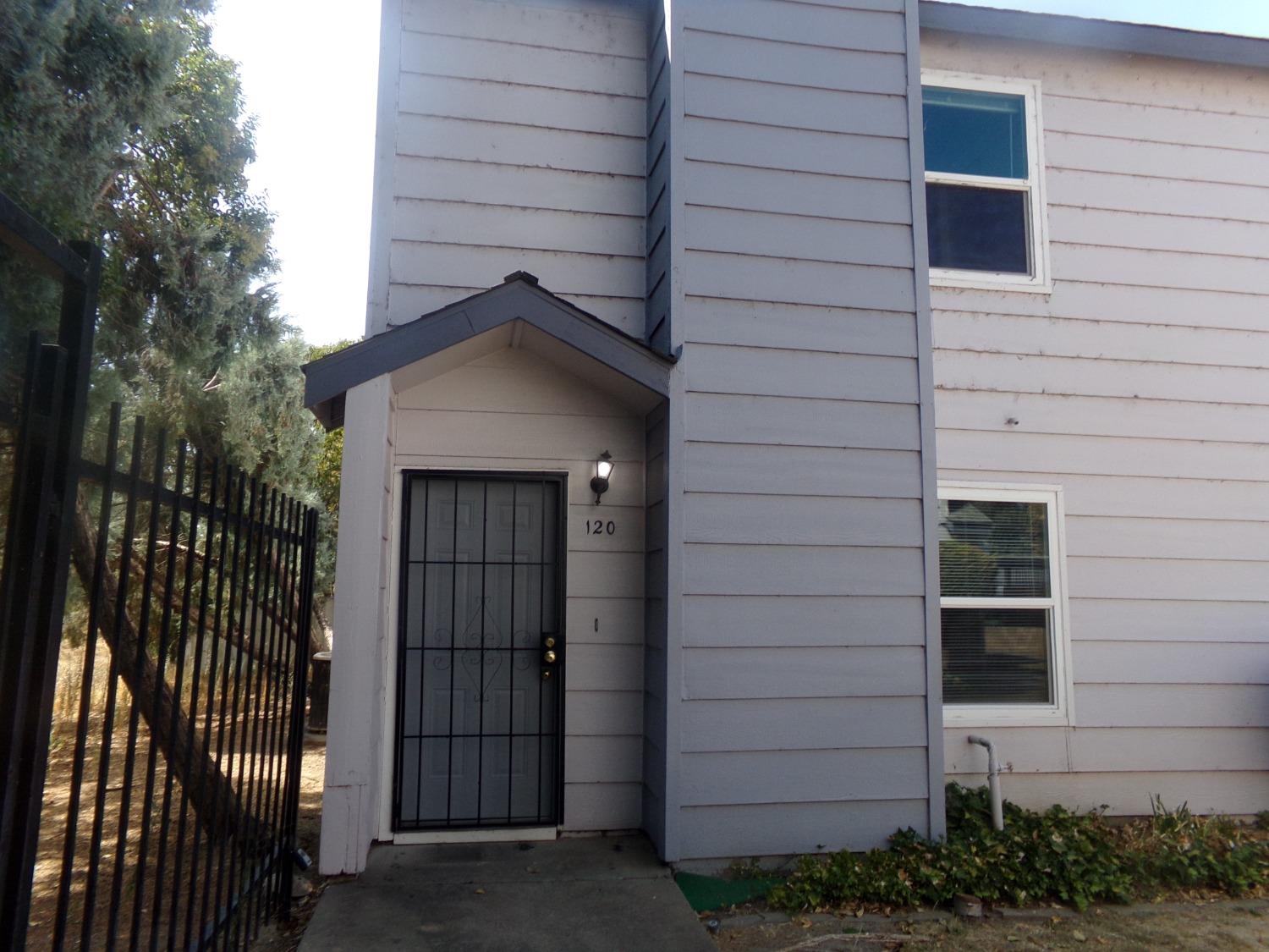 Photo #2: 224094597 Listing 