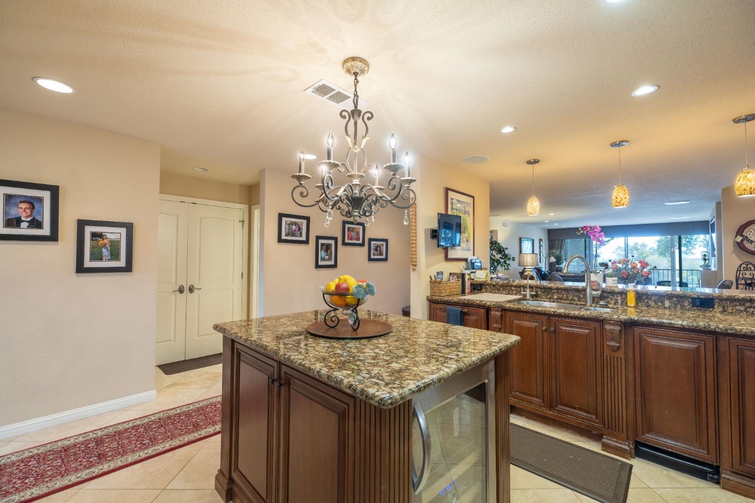 Detail Gallery Image 37 of 49 For 6669 Embarcadero Dr #10,  Stockton,  CA 95219 - 2 Beds | 2 Baths