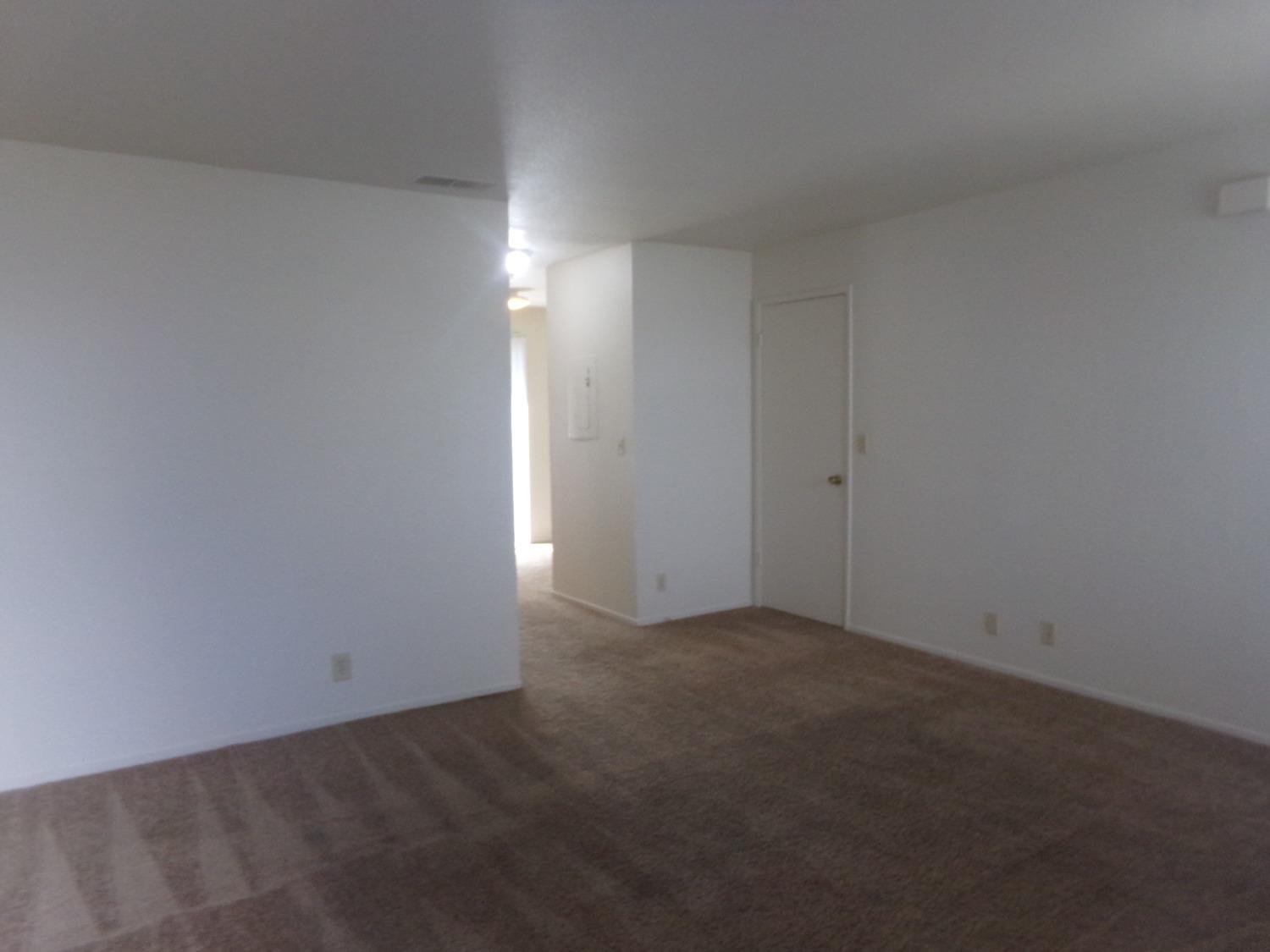 Photo #3: 224094597 Listing 