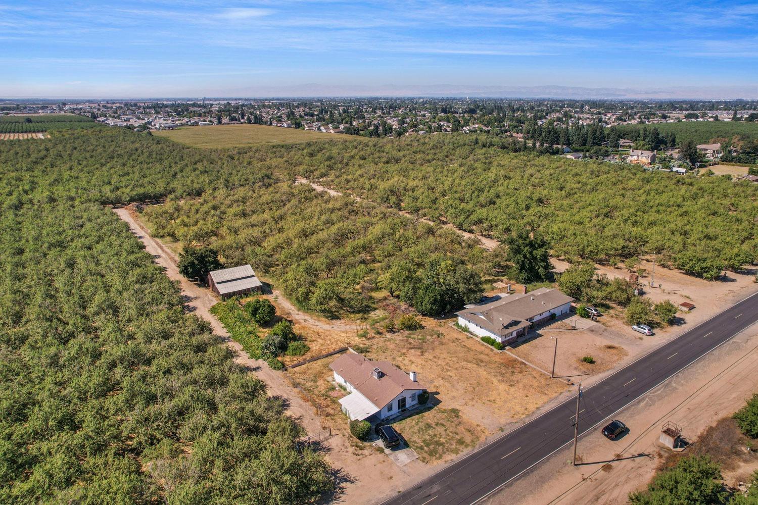 Detail Gallery Image 9 of 42 For 9522 Southland Rd, Manteca,  CA 95336 - 3 Beds | 2 Baths