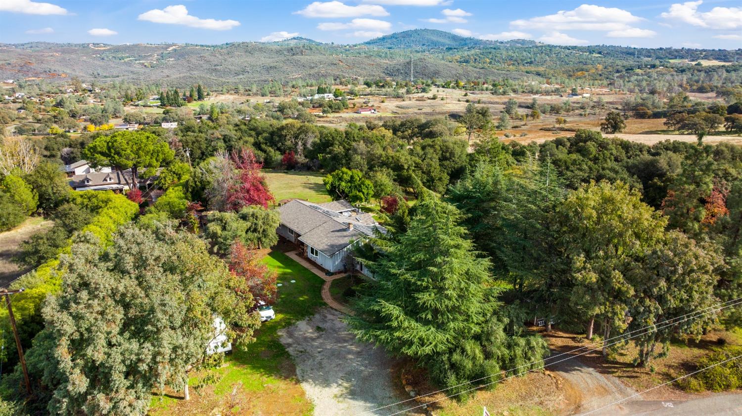 Detail Gallery Image 1 of 49 For 3141 Verde Valle Ln, El Dorado Hills,  CA 95762 - 4 Beds | 2/1 Baths