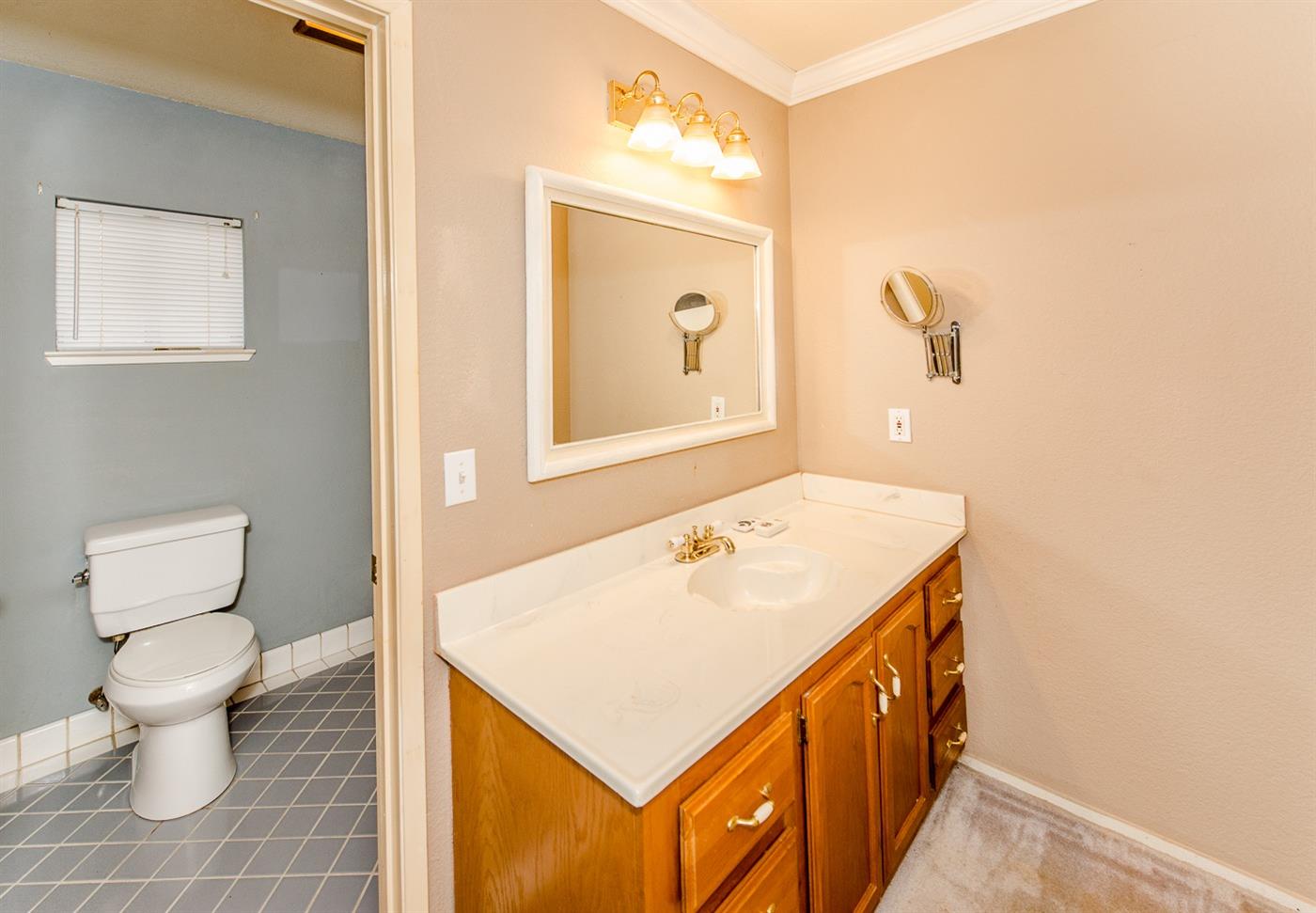 Detail Gallery Image 33 of 47 For 1703 Amador Way, Woodland,  CA 95695 - 4 Beds | 2/1 Baths