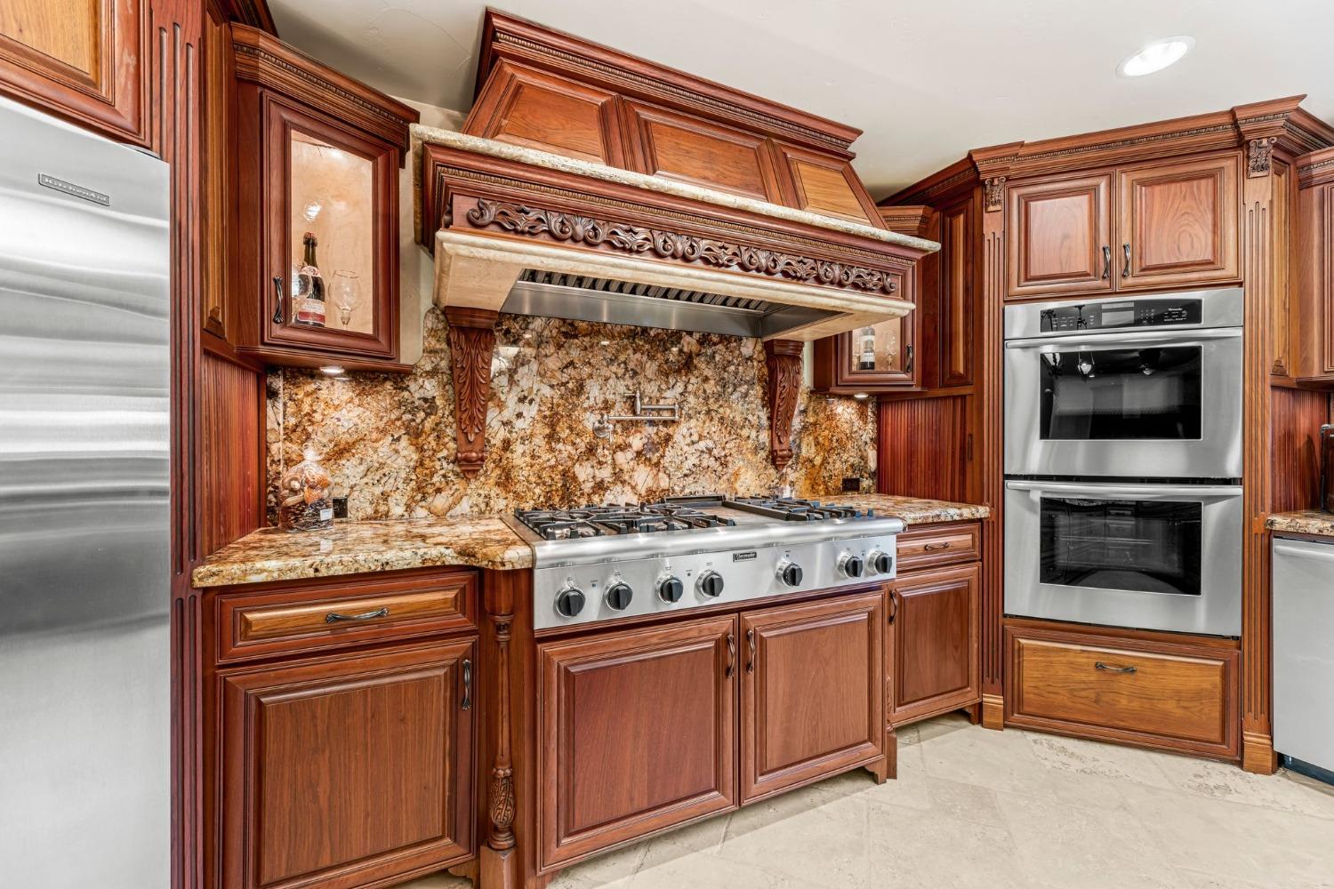 Detail Gallery Image 27 of 99 For 9965 Willey Ct, Granite Bay,  CA 95746 - 5 Beds | 4/2 Baths