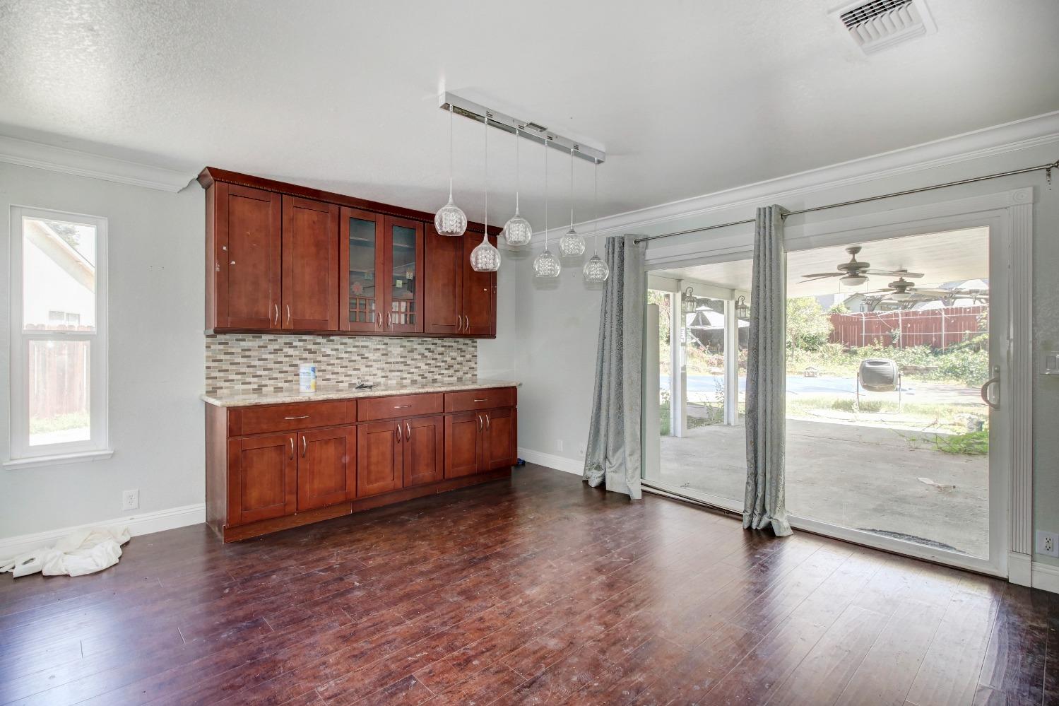 Detail Gallery Image 14 of 84 For 7310 Koala Ct, North Highlands,  CA 95660 - 3 Beds | 2 Baths