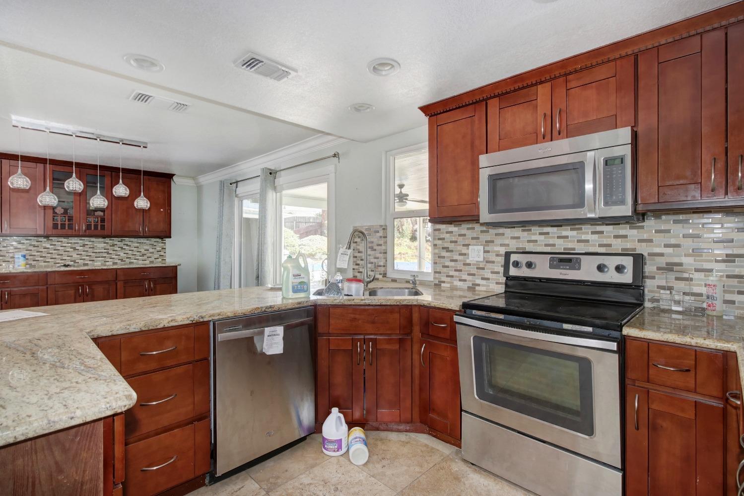 Detail Gallery Image 20 of 84 For 7310 Koala Ct, North Highlands,  CA 95660 - 3 Beds | 2 Baths