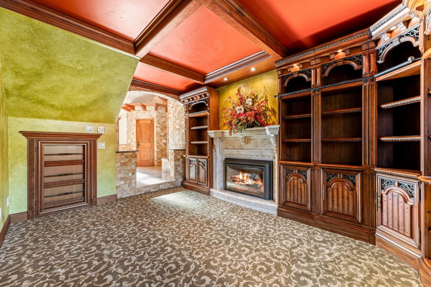 Detail Gallery Image 16 of 99 For 9965 Willey Ct, Granite Bay,  CA 95746 - 5 Beds | 4/2 Baths