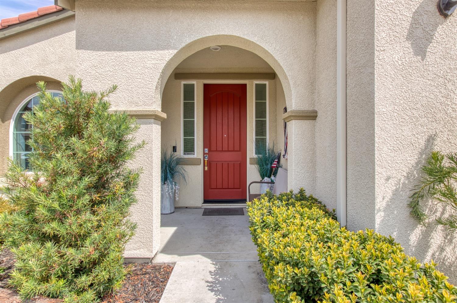 Detail Gallery Image 10 of 55 For 1719 Flora Way, Tracy,  CA 95376 - 4 Beds | 3/1 Baths