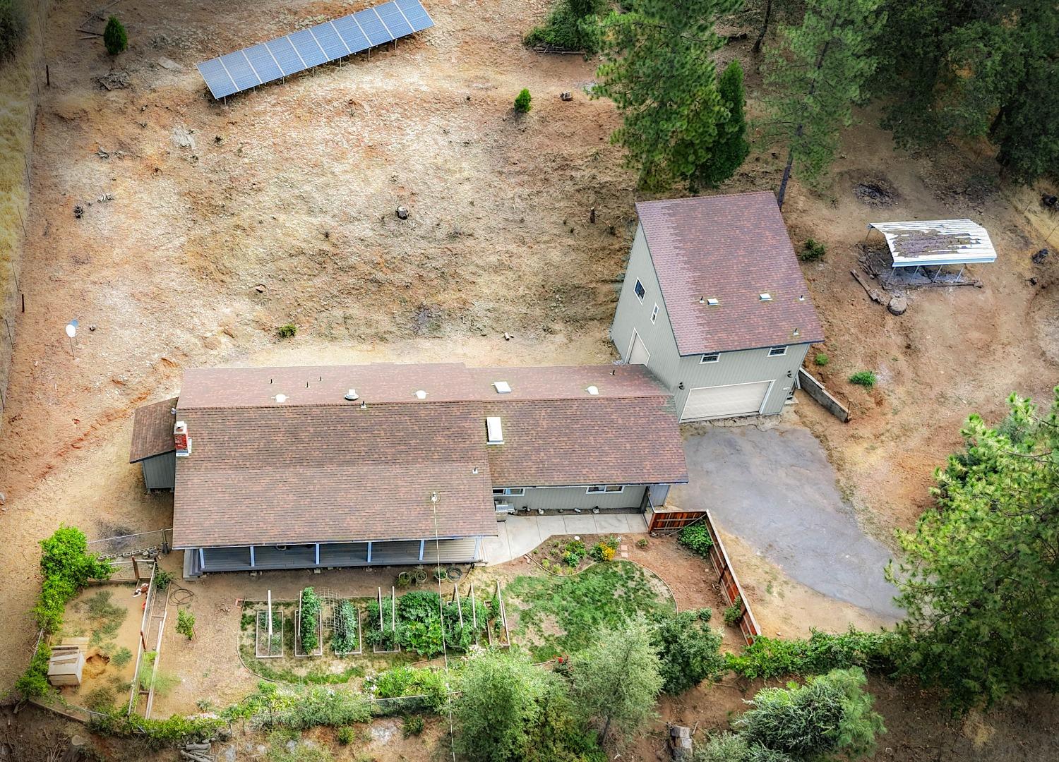 Detail Gallery Image 2 of 59 For 7220 Sly Park Rd, Placerville,  CA 95667 - 3 Beds | 2/1 Baths