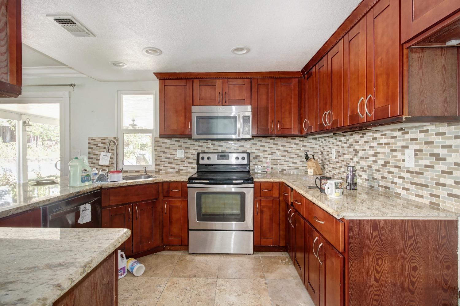 Detail Gallery Image 19 of 84 For 7310 Koala Ct, North Highlands,  CA 95660 - 3 Beds | 2 Baths