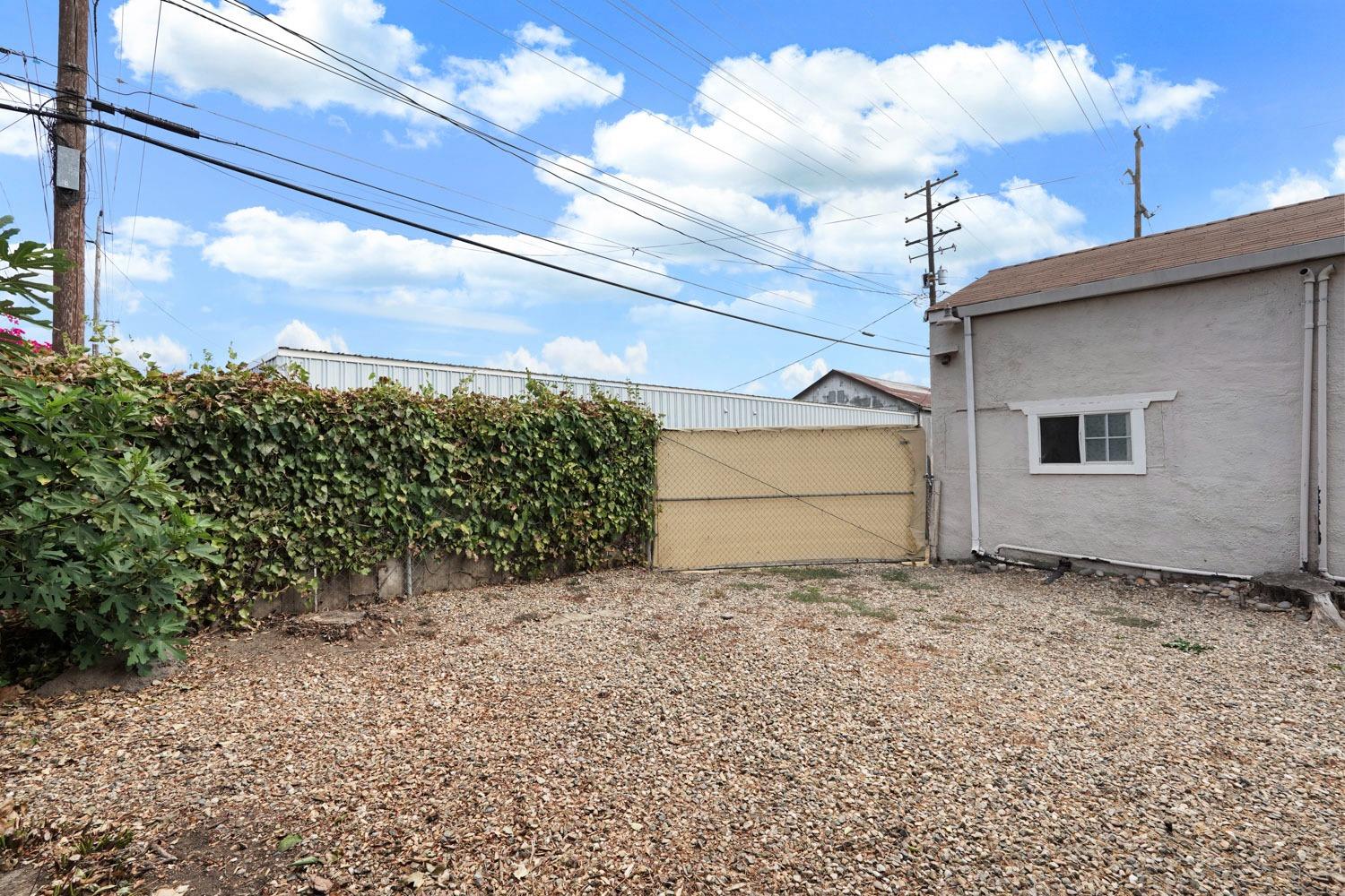 Detail Gallery Image 58 of 59 For 511 E Locust St, Lodi,  CA 95240 - 3 Beds | 2/1 Baths