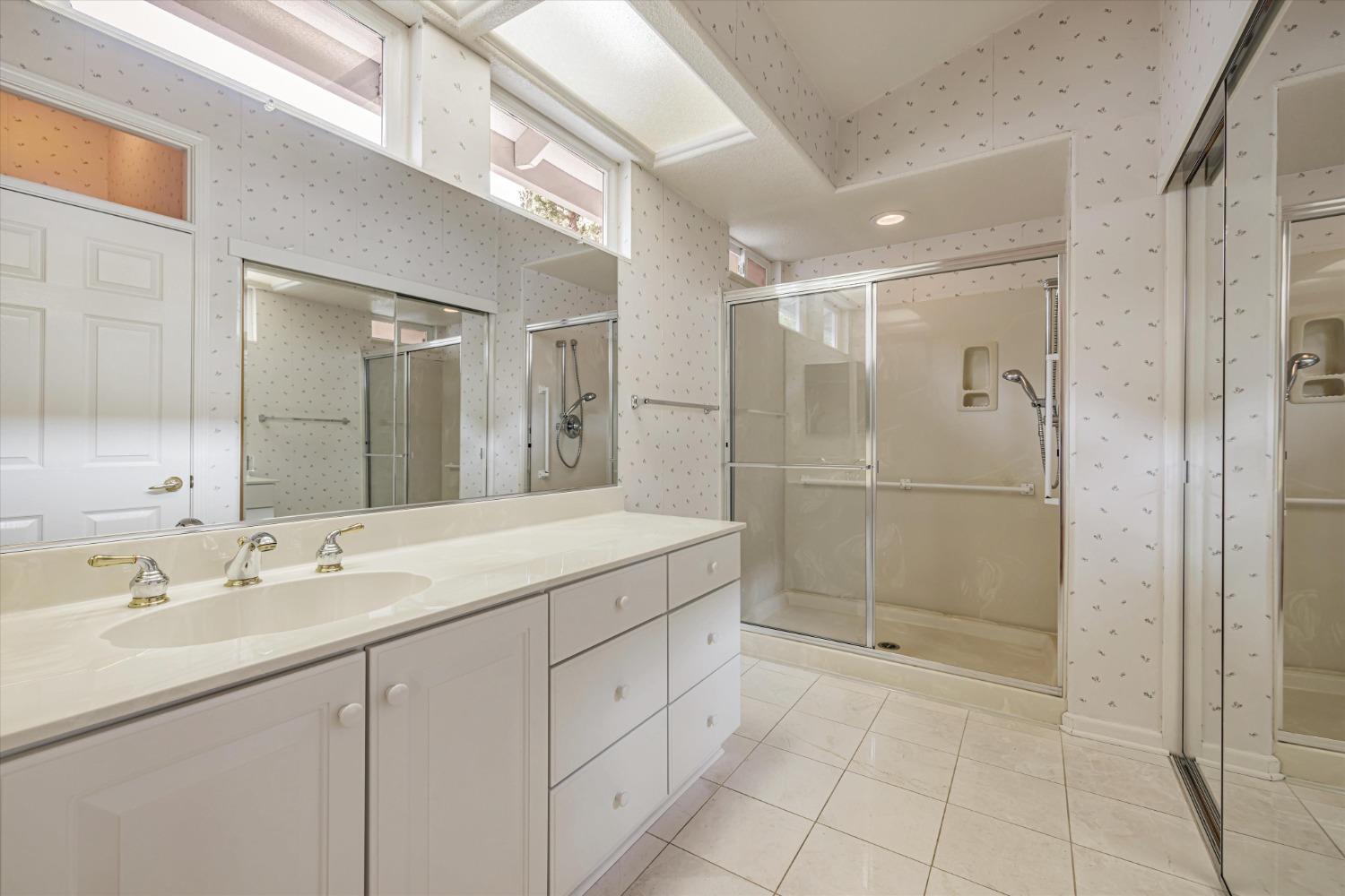 Detail Gallery Image 22 of 43 For 6392 Buckskin Ln, Roseville,  CA 95747 - 2 Beds | 2 Baths