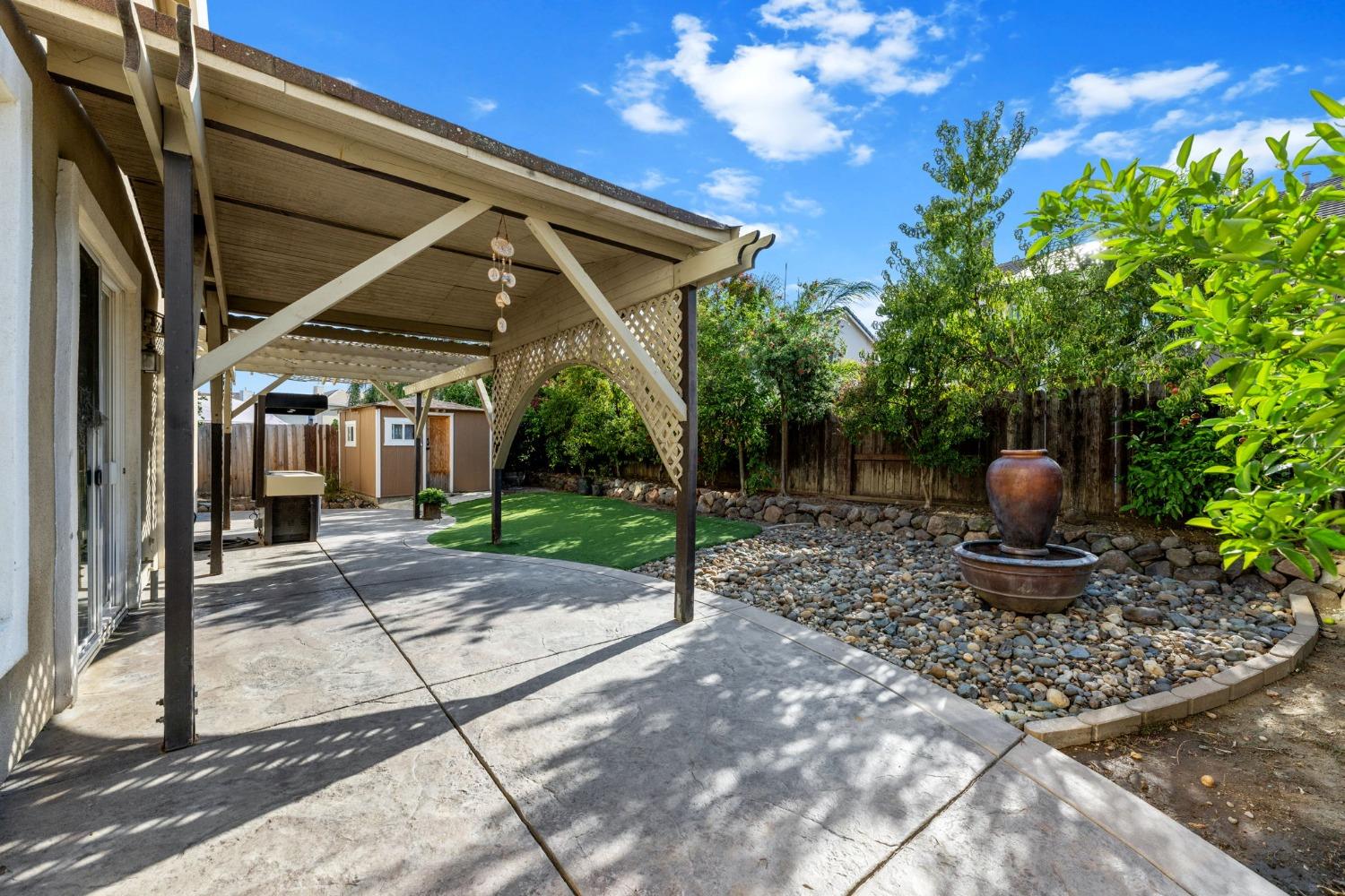 Detail Gallery Image 62 of 68 For 1072 Mullinger Ln, Lincoln,  CA 95648 - 4 Beds | 2/1 Baths