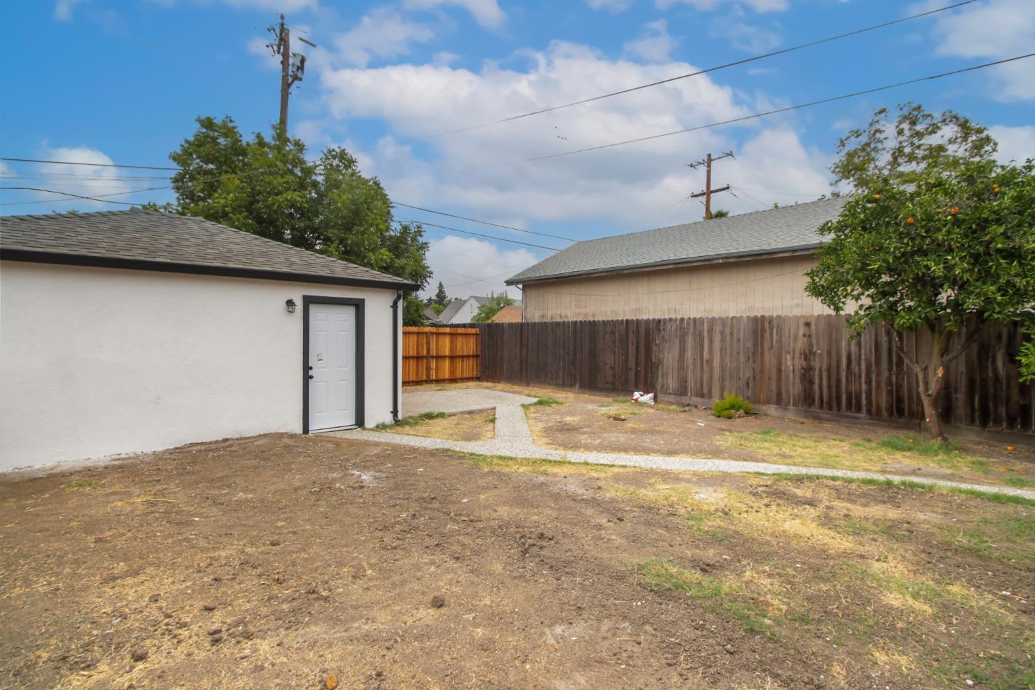 Detail Gallery Image 40 of 44 For 1404 Buena Vista Ave, Stockton,  CA 95203 - 2 Beds | 1 Baths