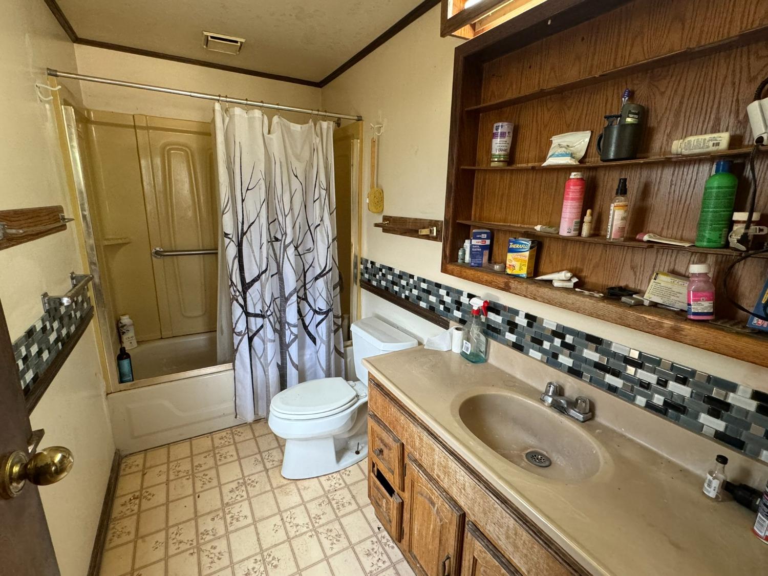 Detail Gallery Image 7 of 15 For 14421 W Van Tam Way, Grass Valley,  CA 95949 - 2 Beds | 1 Baths