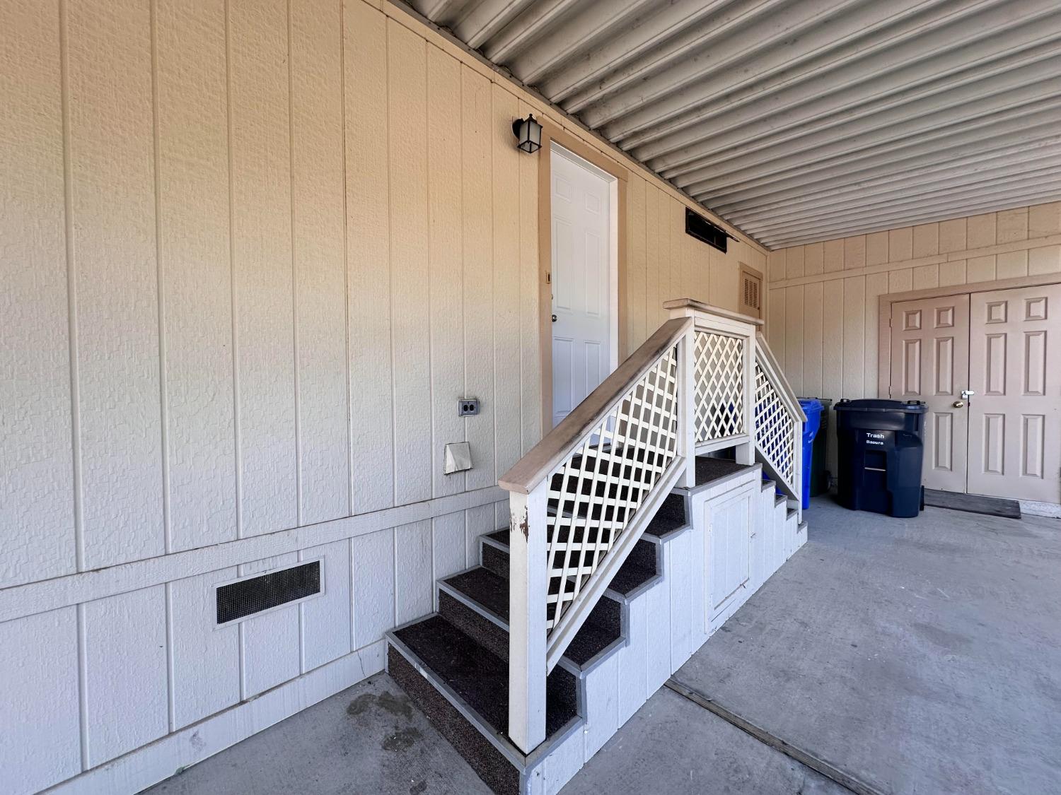 Detail Gallery Image 21 of 27 For 7300 Golden Cir, Rancho Murieta,  CA 95683 - 2 Beds | 2 Baths