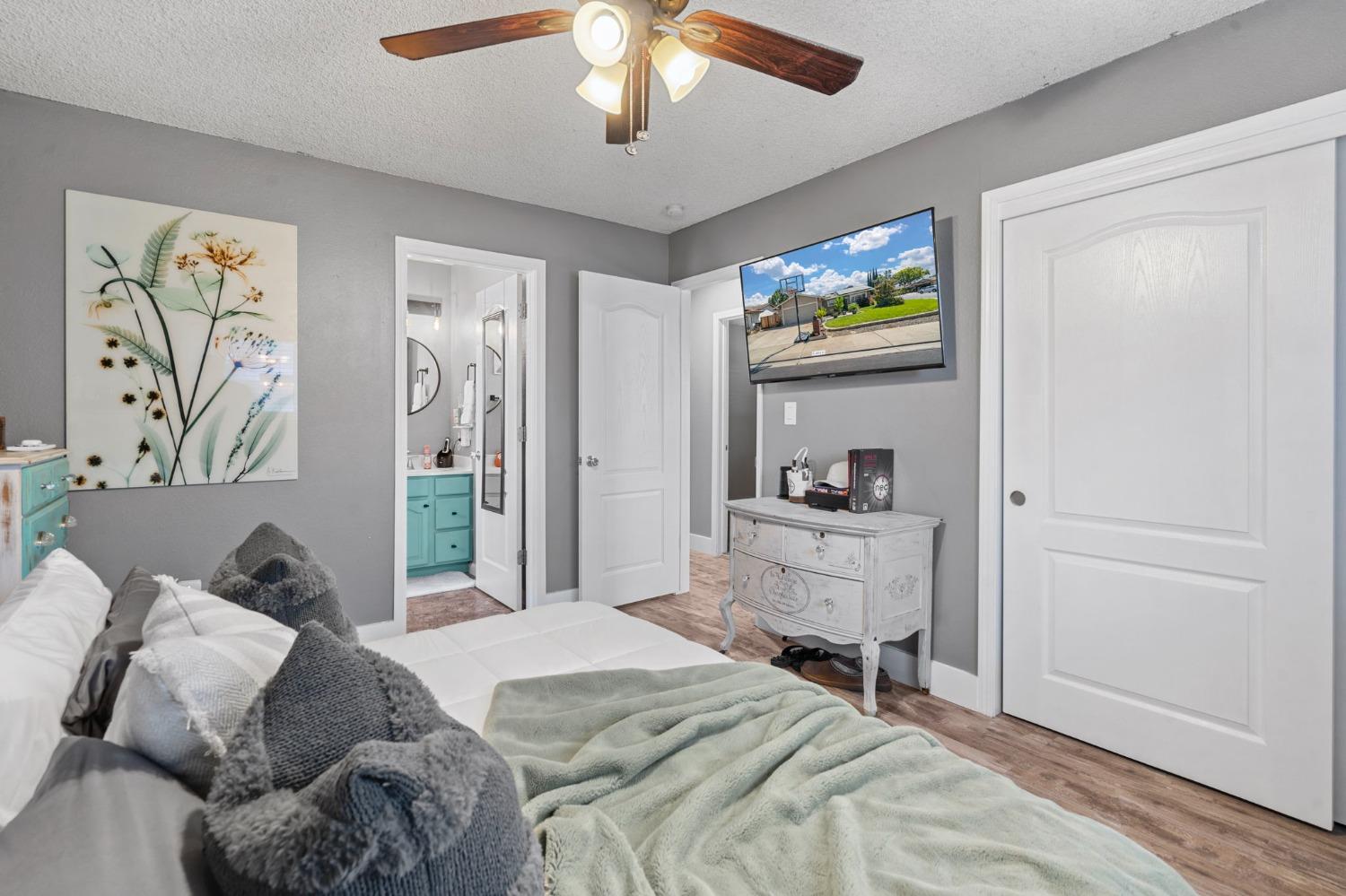 Detail Gallery Image 29 of 38 For 1614 Olivewood Ave, Manteca,  CA 95336 - 4 Beds | 2 Baths