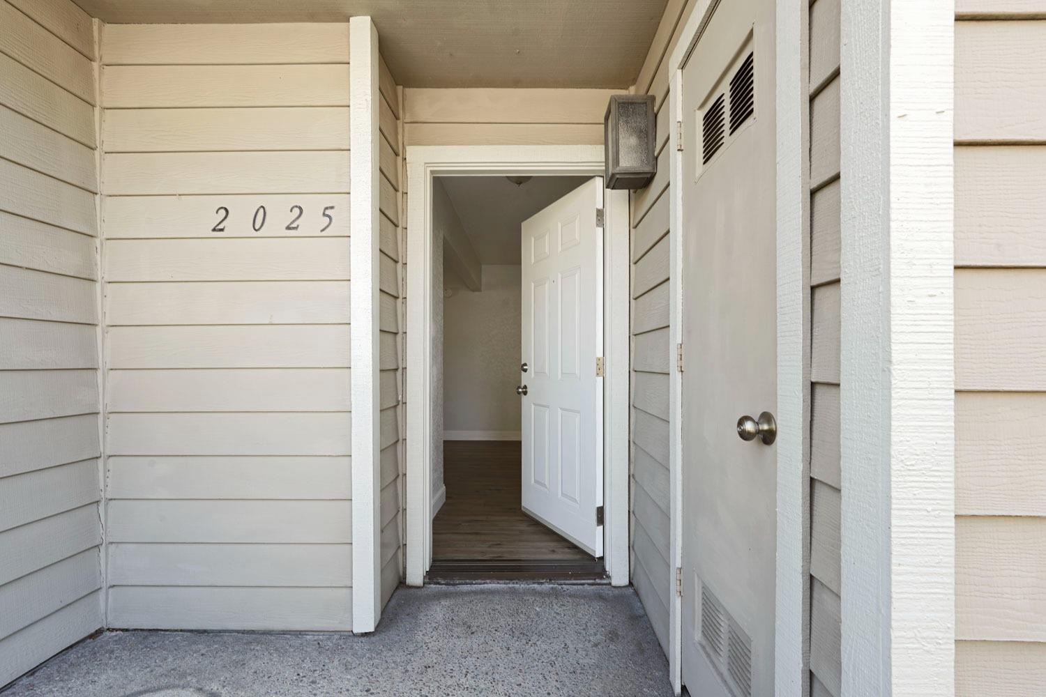 Detail Gallery Image 3 of 27 For 2025 Cedar Ridge Dr, Stockton,  CA 95207 - 1 Beds | 1 Baths