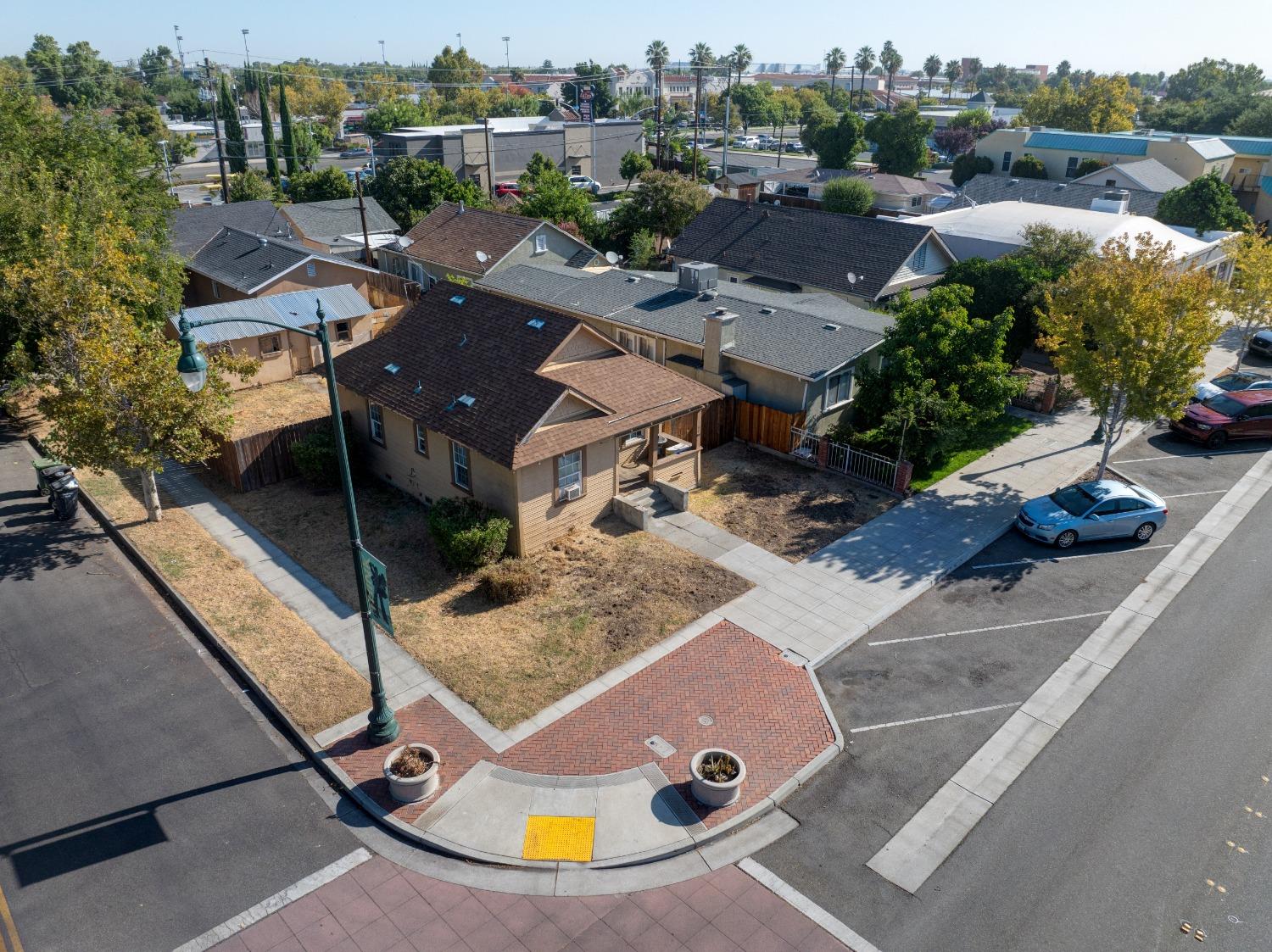 Detail Gallery Image 23 of 25 For 203 E 10th St, Tracy,  CA 95376 - 2 Beds | 1 Baths