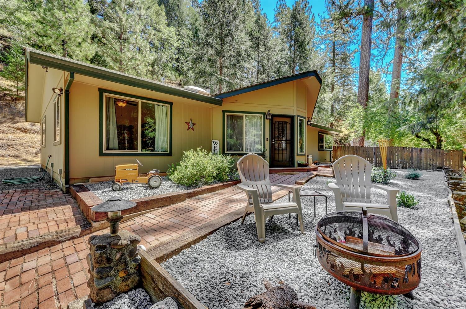 Detail Gallery Image 1 of 1 For 26160 Norton Grade, Colfax,  CA 95713 - 3 Beds | 2 Baths