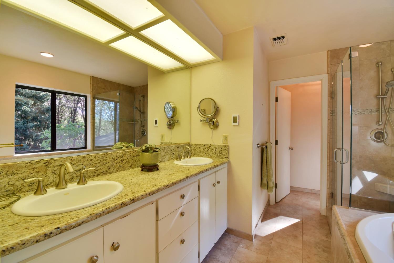 Detail Gallery Image 24 of 48 For 14119 Thoroughbred Loop, Grass Valley,  CA 95949 - 3 Beds | 2 Baths