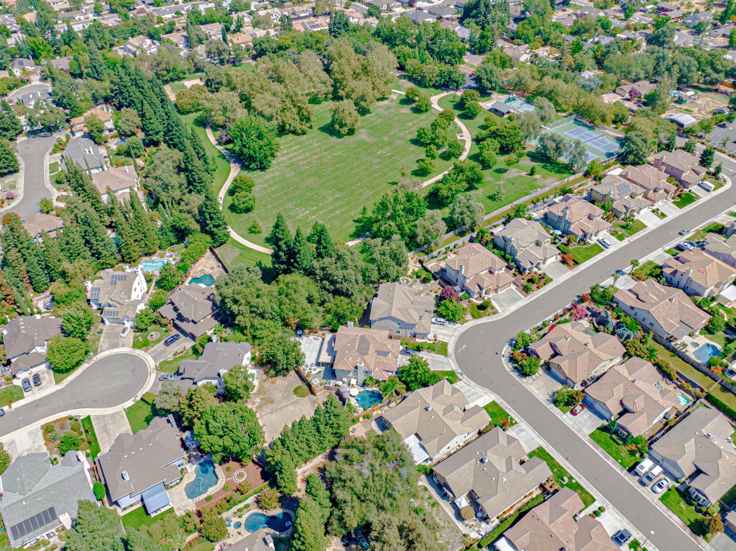 Kenneth Ridge Court, Fair Oaks, California image 29