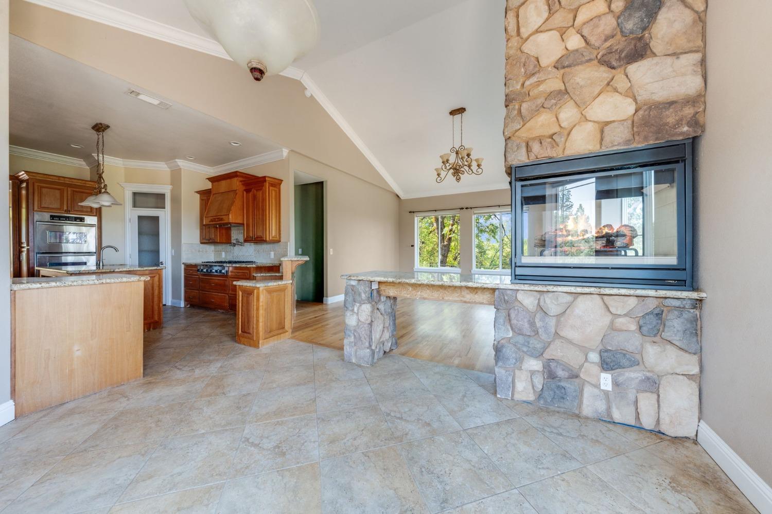 Detail Gallery Image 39 of 89 For 20197 Kingswood Ct, Grass Valley,  CA 95949 - 5 Beds | 3/1 Baths