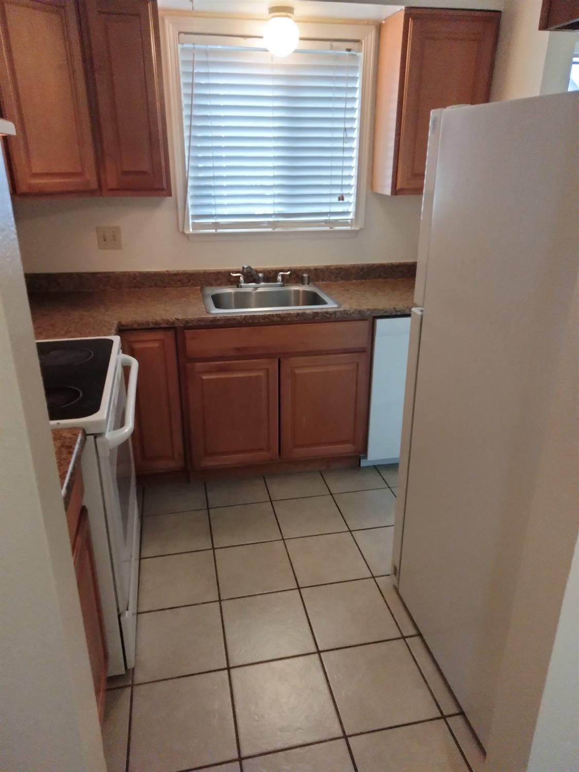 Photo #8: 224088846 Listing 